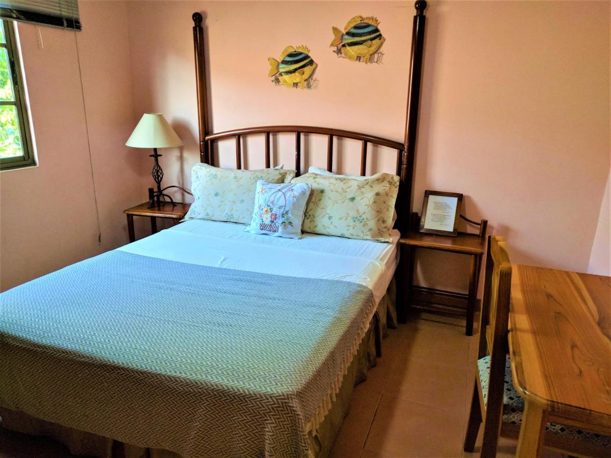 Hostal Dona Maria Hotel Pedasi Town Ngoại thất bức ảnh